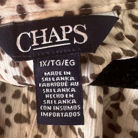 Chaps 1x sheer polyester blouse in olive and white. New with no tag. - Picture 3 of 5
